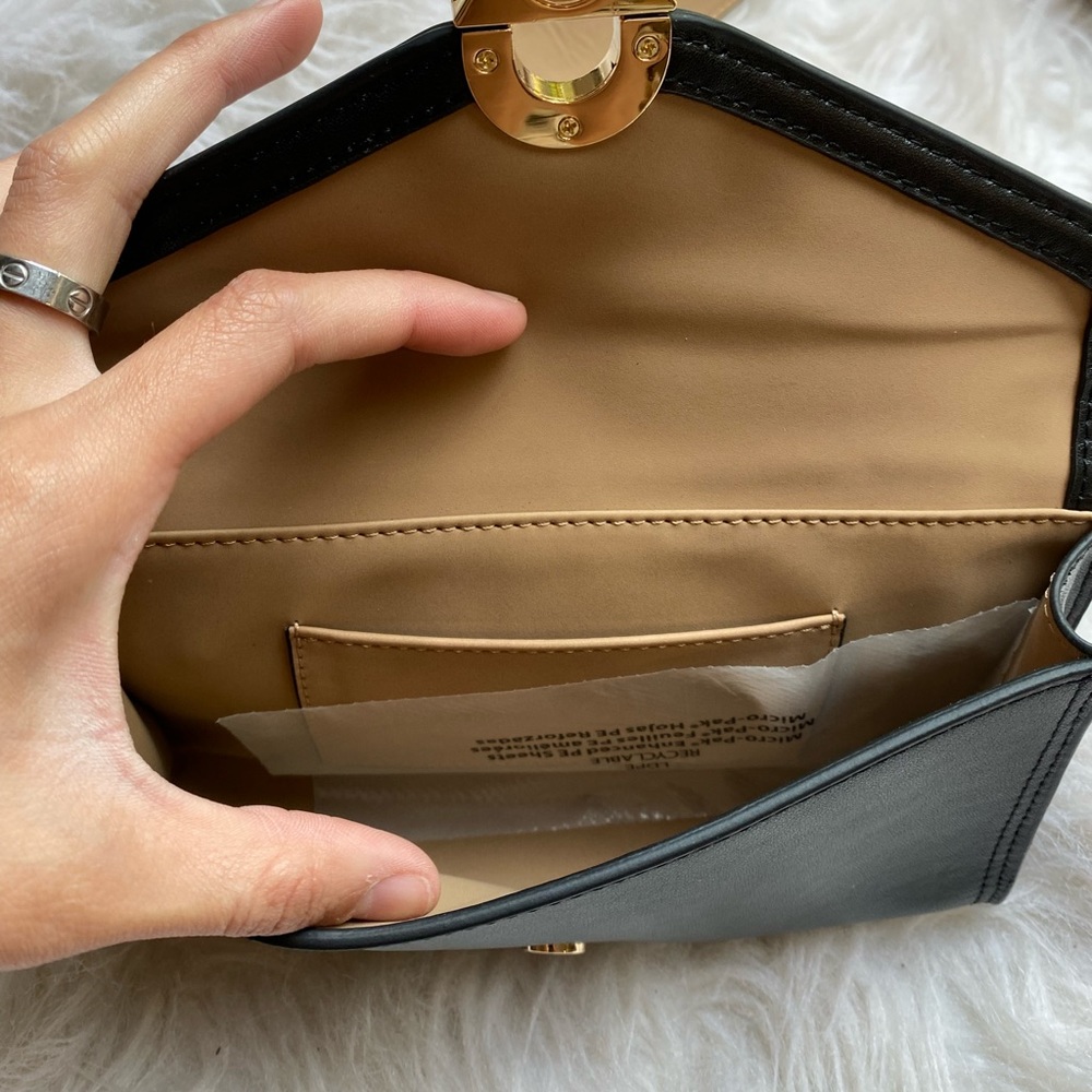 Michael Kors Mercer Lock Belt Bag Women's Belt NWT - Picture 4 of 5